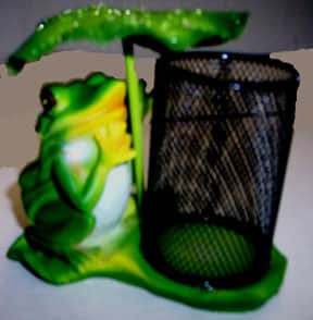 Frog and Lily Pad Pen Holder