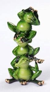 Green Stacked Frogs
